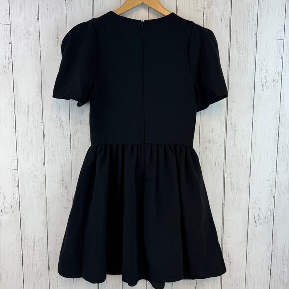 NWT Black Halo Black Crepe Chadwick Mini Dress Short Sleeve Round Neck Size 6 - Picture 5 of 16